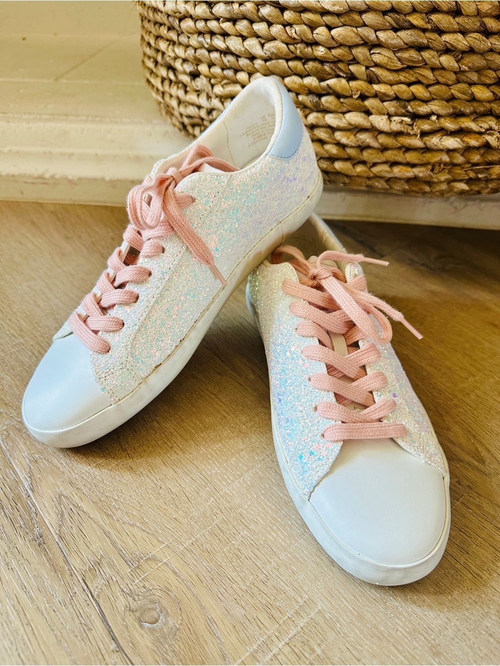 Sam Edelman Youth "Aubrie" Glitter Low Top Sneakers